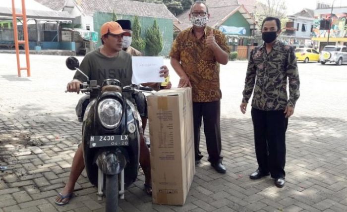 Disabilitas Peroleh 43 Alat Bantu dari Dinsos Kota Batu