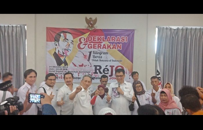 Digawangi Dua Politisi Demokrat, ReJo Tak Ajak Kader Demokrat Dukung Jokowi Digawangi Dua Politisi Demokrat, ReJo Tak Ajak Kader Demokrat Dukung Jokowi