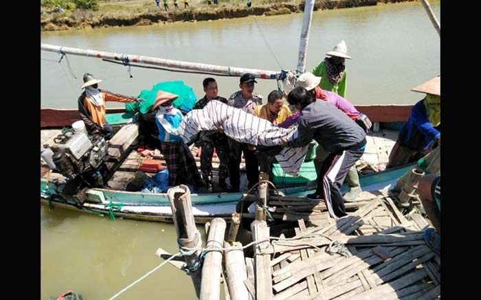 Seorang Nelayan Pademawu Pamekasan Meninggal Dunia di Tengah Laut Seorang Nelayan Pademawu Pamekasan Meninggal Dunia di Tengah Laut