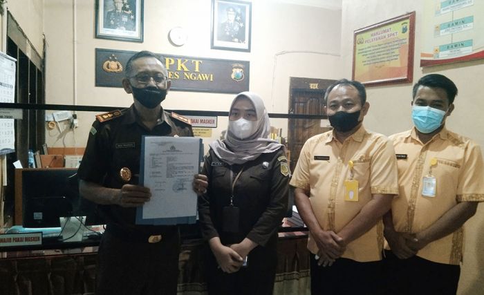 Kajari Ngawi Laporkan Alvin Lim, Pengacara yang Sebut Kejaksaan Sarang Mafia Kajari Ngawi Laporkan Alvin Lim, Pengacara yang Sebut Kejaksaan Sarang Mafia