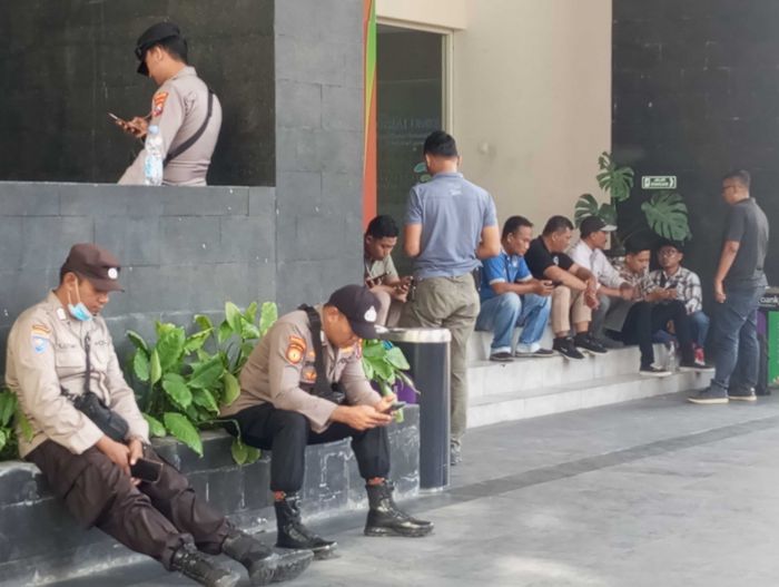 Eks Ajudan Bupati Turut Diperiksa KPK pada Dugaan Korupsi Pembangunan Gedung Pemkab Lamongan Eks Ajudan Bupati Turut Diperiksa KPK pada Dugaan Korupsi Pembangunan Gedung Pemkab Lamongan