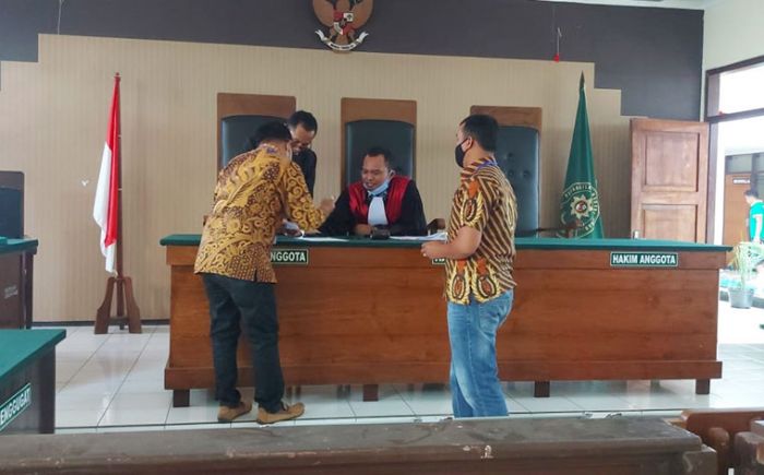 Status Dirubah Menjadi Tersangka Korupsi, Kuasa Hukum Sekdes Cepokorejo Uji Sidang Praperadilan Status Dirubah Menjadi Tersangka Korupsi, Kuasa Hukum Sekdes Cepokorejo Uji Sidang Praperadilan