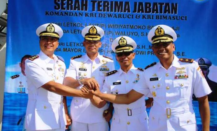 Dansatban Pimpin Serah Terima Dua Jabatan Komandan Kapal Perang di Koarmada II 