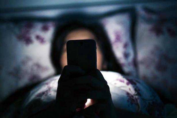 Kecanduan Internet, Cewek ABG di China Ikat Ibu di Kursi sampai Mati Kecanduan Internet, Cewek ABG di China Ikat Ibu di Kursi sampai Mati