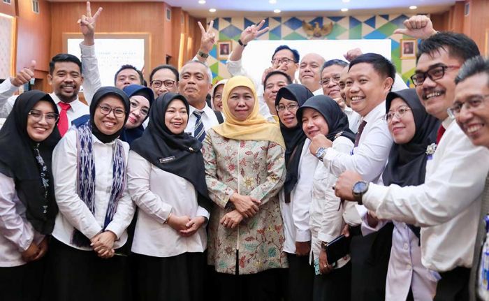 Beri Materi Kepemimpinan Kewiraurasahaan, Khofifah Ajak Berperasangka Baik Beri Materi Kepemimpinan Kewiraurasahaan, Khofifah Ajak Berperasangka Baik