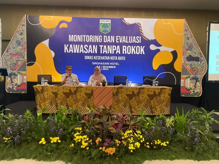 Dinkes Kota Batu Lakukan Monev Kawasan Tanpa Rokok Dinkes Kota Batu Lakukan Monev Kawasan Tanpa Rokok