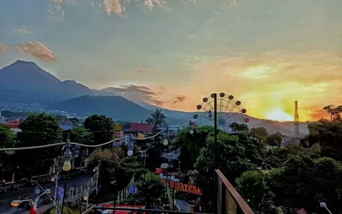 BMKG Sebut Batu Hujan Ringan pada 3 Januari 2024 BMKG Sebut Batu Hujan Ringan pada 3 Januari 2024