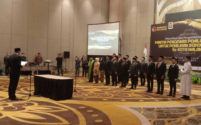 15 Anggota Panwascam untuk Pilkada Kota Malang Resmi Dilantik, Berikut Daftarnya 15 Anggota Panwascam untuk Pilkada Kota Malang Resmi Dilantik, Berikut Daftarnya