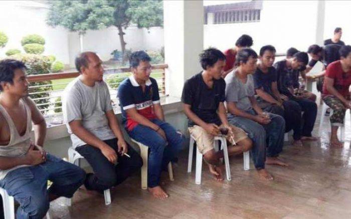 Ditebus Rp 14,2 Miliar, Abu Sayyaf Antar 10 Sandera WNI ke Rumah Gubernur Sulu Ditebus Rp 14,2 Miliar, Abu Sayyaf Antar 10 Sandera WNI ke Rumah Gubernur Sulu