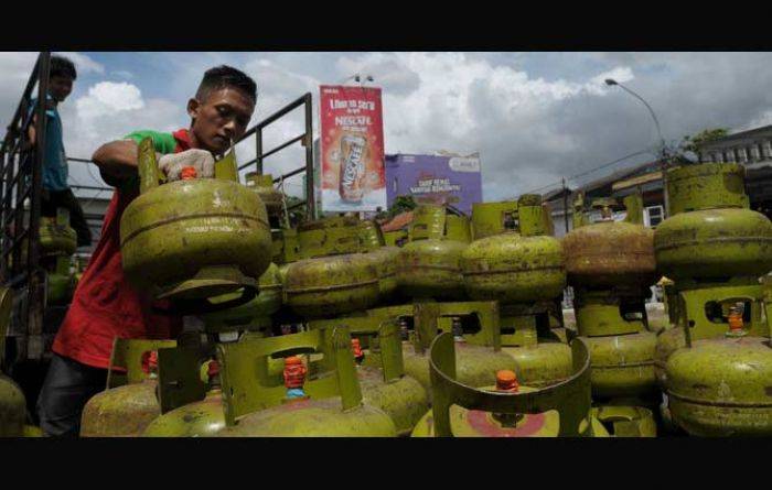Harga LPG Melon Tembus 45 Ribu, Warga Masalembu Sumenep Menjerit Harga LPG Melon Tembus 45 Ribu, Warga Masalembu Sumenep Menjerit