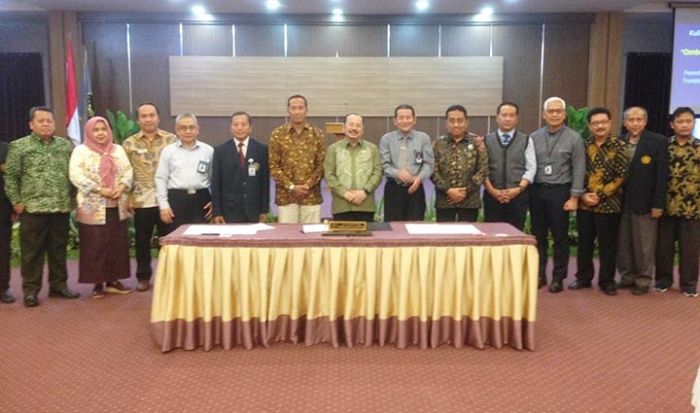 UTM Bersama Unibraw, dan Unmuh Malang Teken MoU dengan Ombudsman RI UTM Bersama Unibraw, dan Unmuh Malang Teken MoU dengan Ombudsman RI