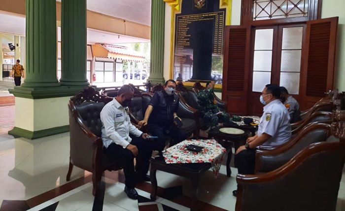 Anggota Komisi V DPR RI H. Syafiuddin: Potensi Pariwisata di Bondowoso Besar Anggota Komisi V DPR RI H. Syafiuddin: Potensi Pariwisata di Bondowoso Besar