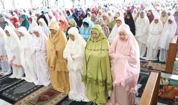 Gubernur Khofifah Ajak Masyarakat Jadikan Gerhana Momen Edukasi dan Literasi Ilmu Astronomi Gubernur Khofifah Ajak Masyarakat Jadikan Gerhana Momen Edukasi dan Literasi Ilmu Astronomi