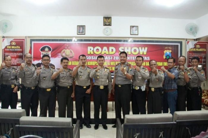 Polres Mojokerto Kota Beserta Jajaran Siap Menuju Zona Bebas Korupsi Polres Mojokerto Kota Beserta Jajaran Siap Menuju Zona Bebas Korupsi