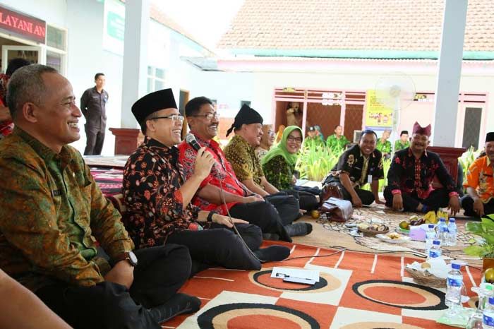 Azwar Anas: Ibu Khofifah dan Pak Emil Sahabat Kami Azwar Anas: Ibu Khofifah dan Pak Emil Sahabat Kami