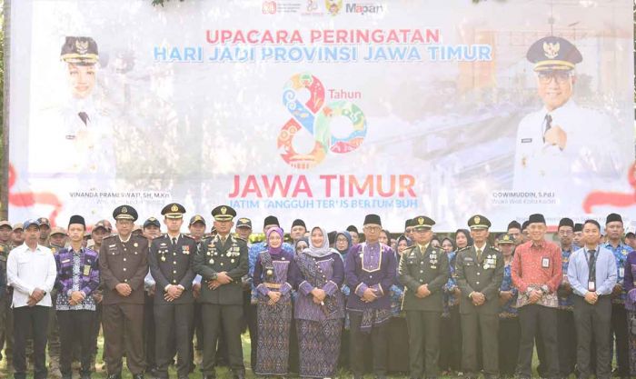 Pimpin Upacara HUT ke-80 Jatim, Wali Kota Kediri: Gotong Royong untuk Pelayanan Masyarakat
