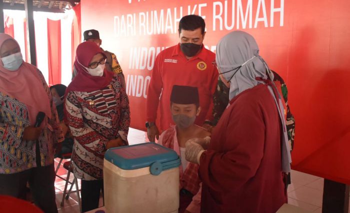 BIN Bantu Kabupaten Blitar Percepat Cakupan Vaksinasi, Sasar Kecamatan dengan Capaian Rendah BIN Bantu Kabupaten Blitar Percepat Cakupan Vaksinasi, Sasar Kecamatan dengan Capaian Rendah
