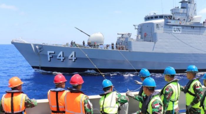 KRI Hasanudin-366 Latihan Bersama Kapal Perang Brazil BRS Independencia F-44 KRI Hasanudin-366 Latihan Bersama Kapal Perang Brazil BRS Independencia F-44