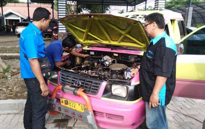 Angkot di Gresik Pakai BBG Angkot di Gresik Pakai BBG