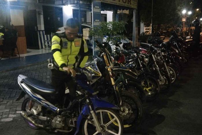 Polres Ngawi Amankan 25 Unit Motor Berknalpot Brong Polres Ngawi Amankan 25 Unit Motor Berknalpot Brong