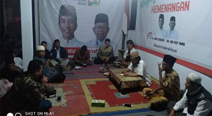 Komunitas Santri Nderek Kyai Pacitan Syukuran atas Kemenangan Jokowi-Ma