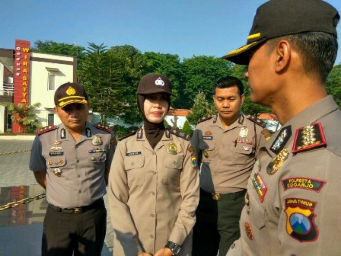 Aiptu Endah Susanti Juara Public Speaking, Kapolresta Sidoarjo Berikan Penghargaan