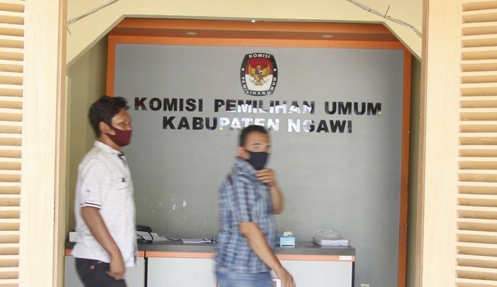 ​Anggaran Minim, KPU Ngawi Sosialisasikan Tahapan Pilkada Pakai Bende