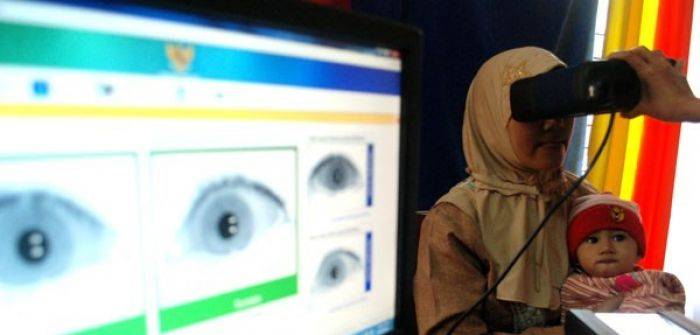 Dewan Minta Waktu Perekaman E-KTP di Jatim Diperpanjang Dewan Minta Waktu Perekaman E-KTP di Jatim Diperpanjang