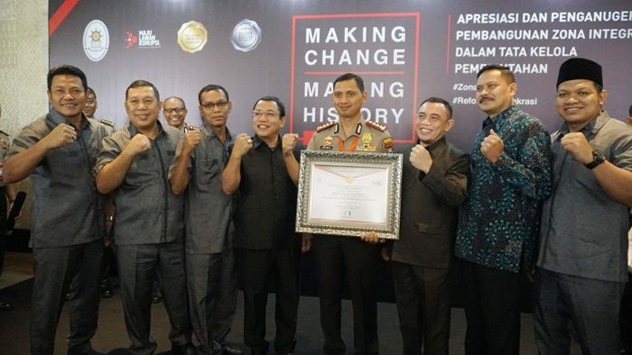 Polresta Sidoarjo Kembali Terima Penghargaan WBBM dari Menteri PANRB