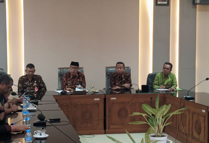 Viral Ancaman Aksi Unjuk Rasa Polemik Panen Tomat, Bupati Madiun: Petani Jangan Diperalat