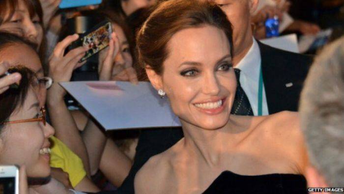 Angkat Payudara Jadi Trend Dunia Gara-gara Angeline Jolie Angkat Payudara Jadi Trend Dunia Gara-gara Angeline Jolie