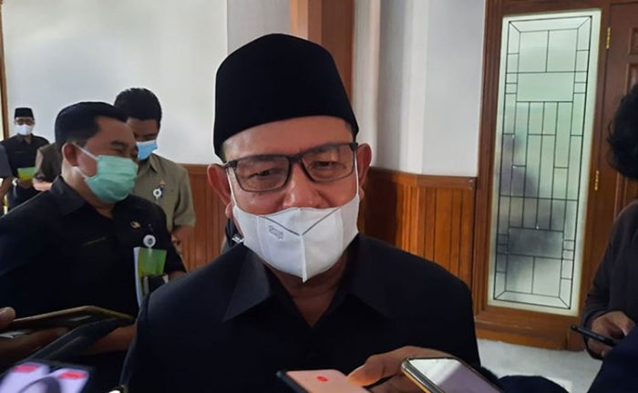 Pemkab Tuban Siapkan Anggaran Rp10 Miliar untuk Perbaikan Jembatan Glendeng Pemkab Tuban Siapkan Anggaran Rp10 Miliar untuk Perbaikan Jembatan Glendeng