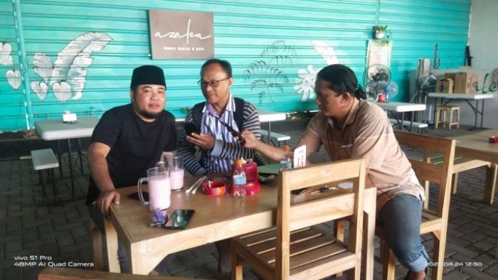 Bupati Karna Dilaporkan ke KPK Terkait Dana PEN, LSM Situbondo Bakal Segera Turun Jalan Bupati Karna Dilaporkan ke KPK Terkait Dana PEN, LSM Situbondo Bakal Segera Turun Jalan