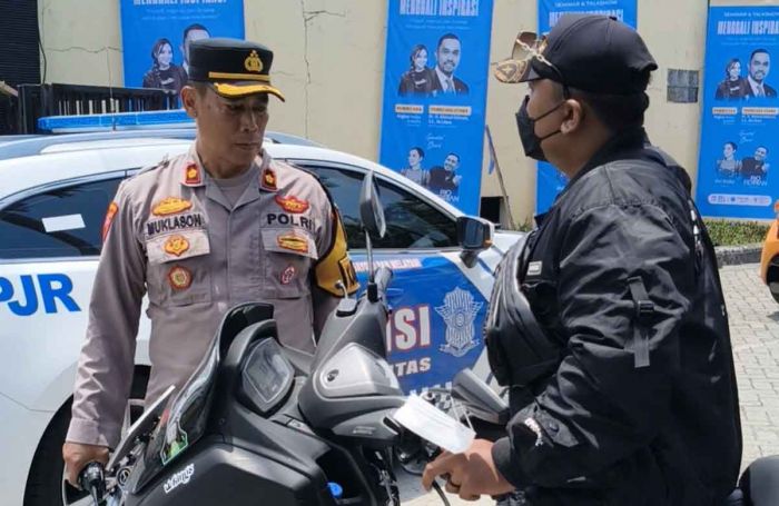 Kawal Anggota DPR RI, Kabag Ops Polres Kediri Kota Ditantang Duel OTK Kawal Anggota DPR RI, Kabag Ops Polres Kediri Kota Ditantang Duel OTK