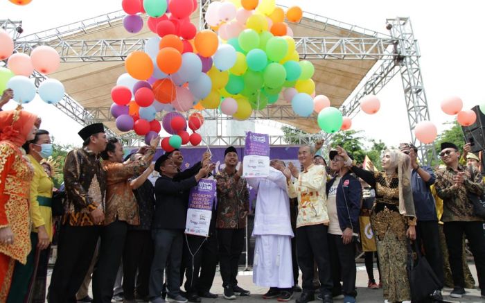 Bupati Sidoarjo Apresiasi Festival Toleransi, Jadi Salah Satu Komponen Menuju Indonesia Emas Bupati Sidoarjo Apresiasi Festival Toleransi, Jadi Salah Satu Komponen Menuju Indonesia Emas