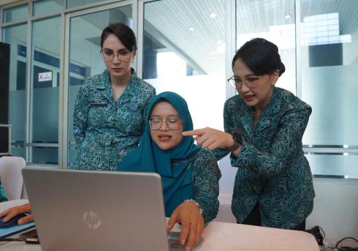 Dampingi Arumi Bachsin Luncurkan SIM PKK di Kediri, Annisa Hanindhito:  Jadi Data Rujukan Program