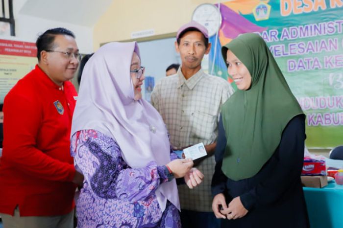Dispendukcapil Gresik Temukan 1.043 Data Ganda di 3 Desa Kecamatan Tambak Dispendukcapil Gresik Temukan 1.043 Data Ganda di 3 Desa Kecamatan Tambak