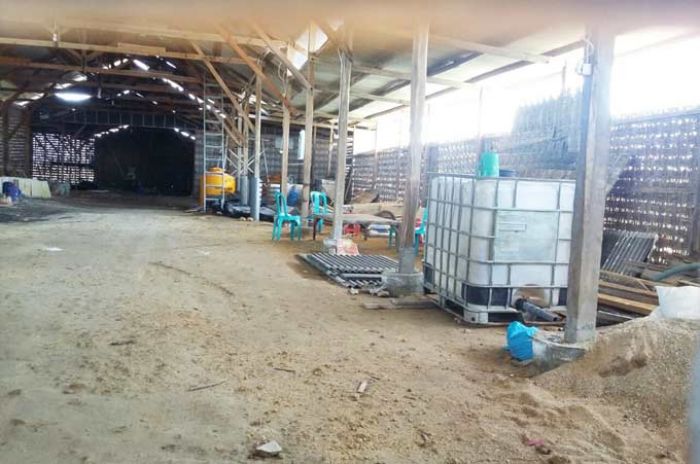 Bahan Baku Garam Langka, Banyak Pabrik Berhenti Beroperasi Sementara Bahan Baku Garam Langka, Banyak Pabrik Berhenti Beroperasi Sementara