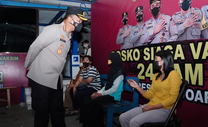 Akhir Pekan, Ratusan Orang Datangi Posko Siaga Vaksin 24 Jam di Sidoarjo