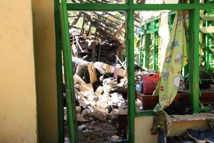 Diduga Karena Tabung Helium, Satu Rumah di Sumenep Meledak dan Terbakar Diduga Karena Tabung Helium, Satu Rumah di Sumenep Meledak dan Terbakar