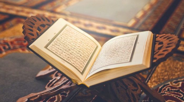 Tafsir Al-Isra 82: Al-Qur Tafsir Al-Isra 82: Al-Qur