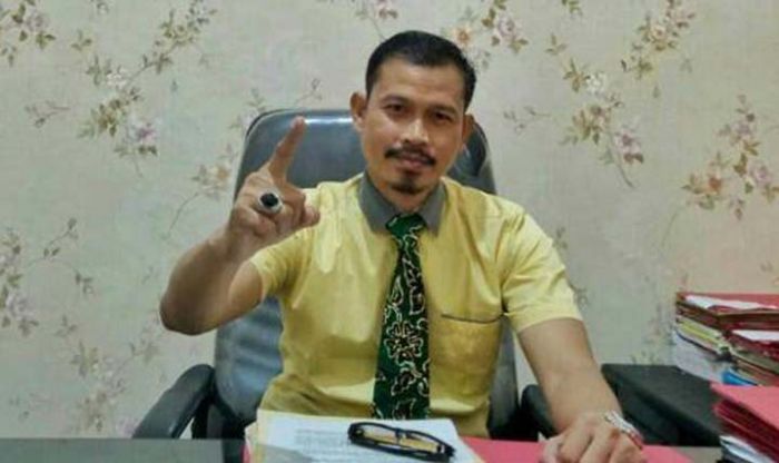 Cabup Gresik Harus Komitmen Dalam Penegakan Hukum Cabup Gresik Harus Komitmen Dalam Penegakan Hukum