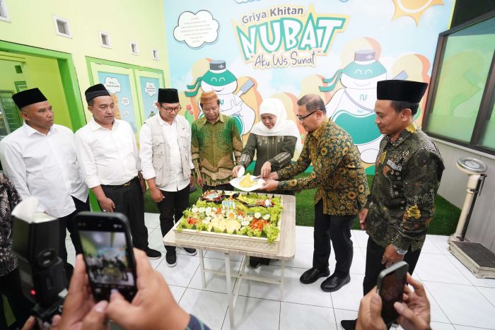 Khofifah Resmikan Griya Khitan NUBAT Kota Batu Khofifah Resmikan Griya Khitan NUBAT Kota Batu