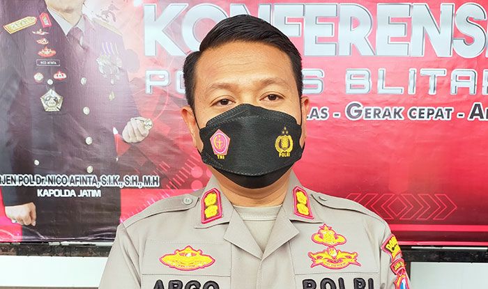 Warga Kota Blitar Jadi Korban Penusukan, Pelaku Diburu Polisi Warga Kota Blitar Jadi Korban Penusukan, Pelaku Diburu Polisi