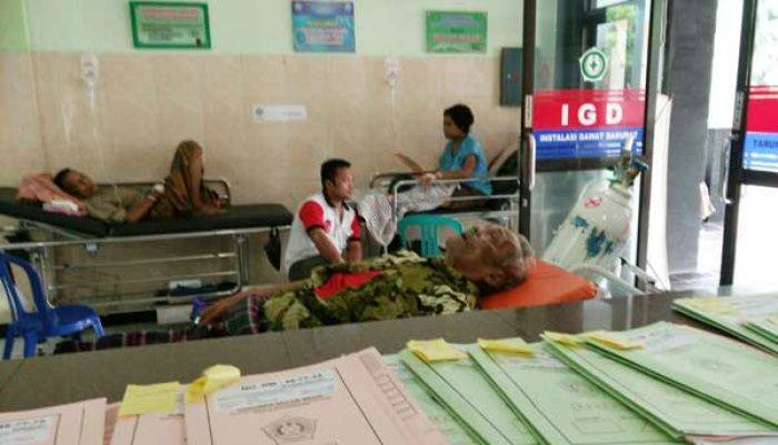 RSUD Bojonegoro Overload, Belasan Pasien Dirawat di Ruang Lobi dan Lorong