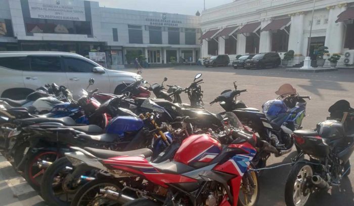 Polrestabes Surabaya Amankan 100 Motor Balap Liar saat Razia Presisi