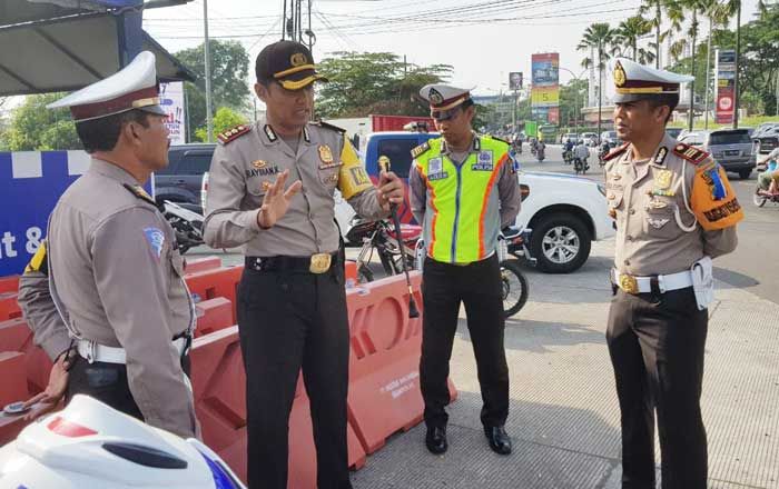 Kapolres Pasuruan Tinjau Langsung Pos Pantau Pelaksanaan Ops Zebra Serentak