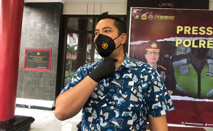 Penyidik Polres Blitar Segera Periksa Kades Tersangka Penyelewengan Dana BST Penyidik Polres Blitar Segera Periksa Kades Tersangka Penyelewengan Dana BST