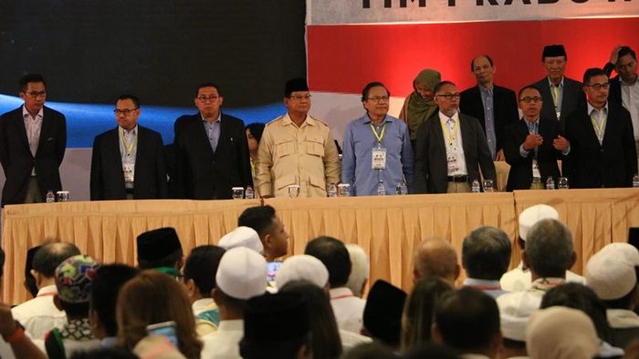 Pekik Takbir Bung Tomo untuk Kemenangan Prabowo-Sandi Pekik Takbir Bung Tomo untuk Kemenangan Prabowo-Sandi