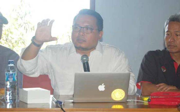 Hasil Survey SCG Jelang Pilkada Trenggalek: Emil Dardak Jauh Tinggalkan Rival Politiknya Hasil Survey SCG Jelang Pilkada Trenggalek: Emil Dardak Jauh Tinggalkan Rival Politiknya